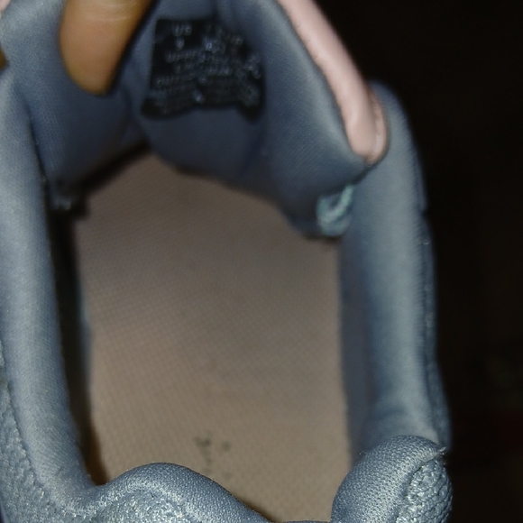 U.S. Polo Assn. Women's Gray and Pink Lace-Up Sneakers - Picture 5 of 7